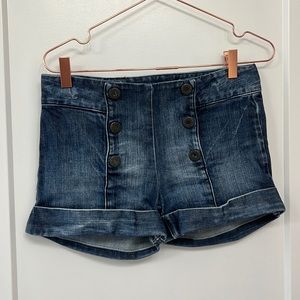 CHIP AND PEPPER JEAN SHORTS size 27